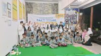 Dok. Foto Bersama Buka Bersama di Panti Asuhan Ummul Mahmudatul Azhar, Ngoro, Jombang, Jumat, (31/03).