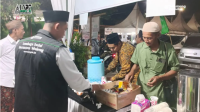 Muktamar NU ke-35, LSPT Tebuireng Dirikan Pos Hangat untuk Layani Muktamirin Khidmah untuk Muktamirin, LSPT Tebuireng Hadirkan Pos Hangat dan Minuman Gratis
